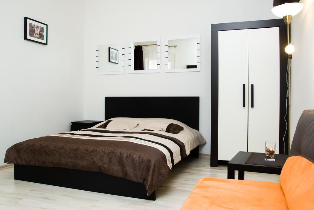 Leo Apartment Bratislava Exteriör bild