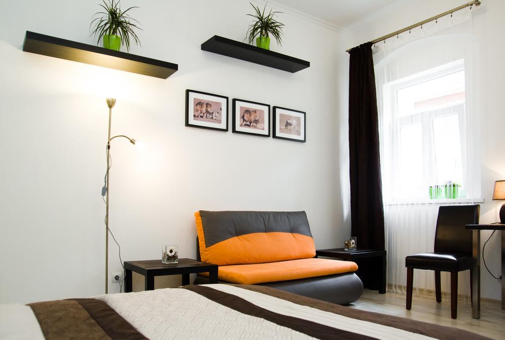 Leo Apartment Bratislava Exteriör bild