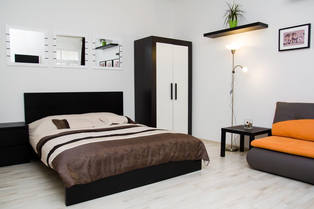 Leo Apartment Bratislava Exteriör bild