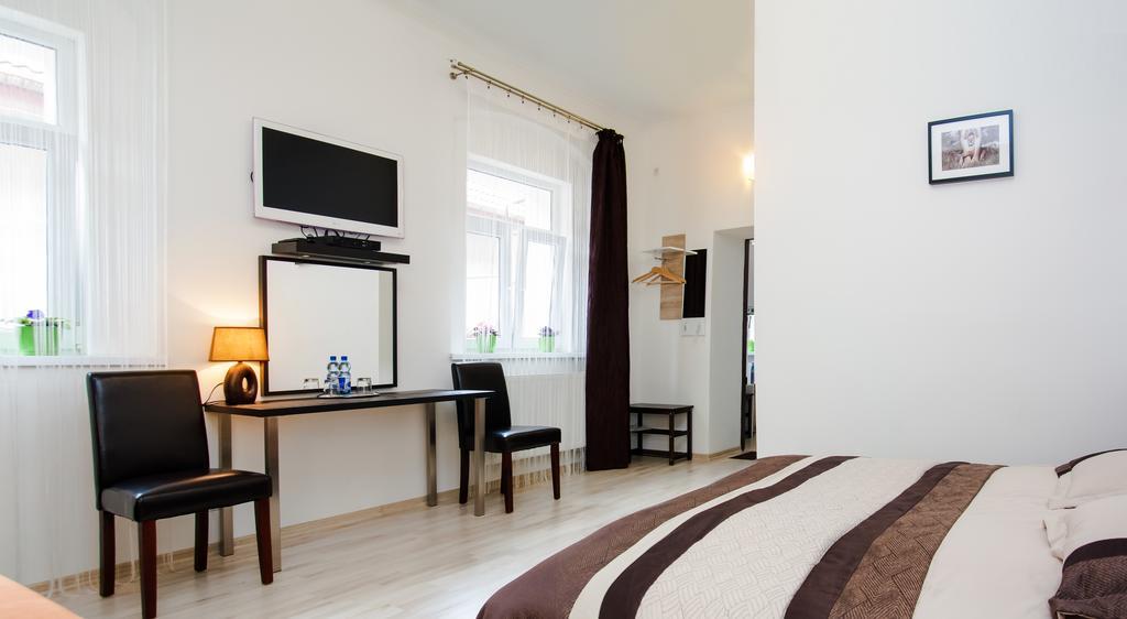 Leo Apartment Bratislava Exteriör bild